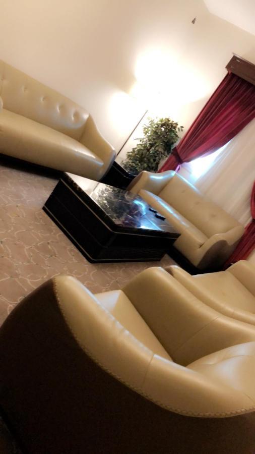 Sixty Three Hotel Suites Riyadh Bagian luar foto